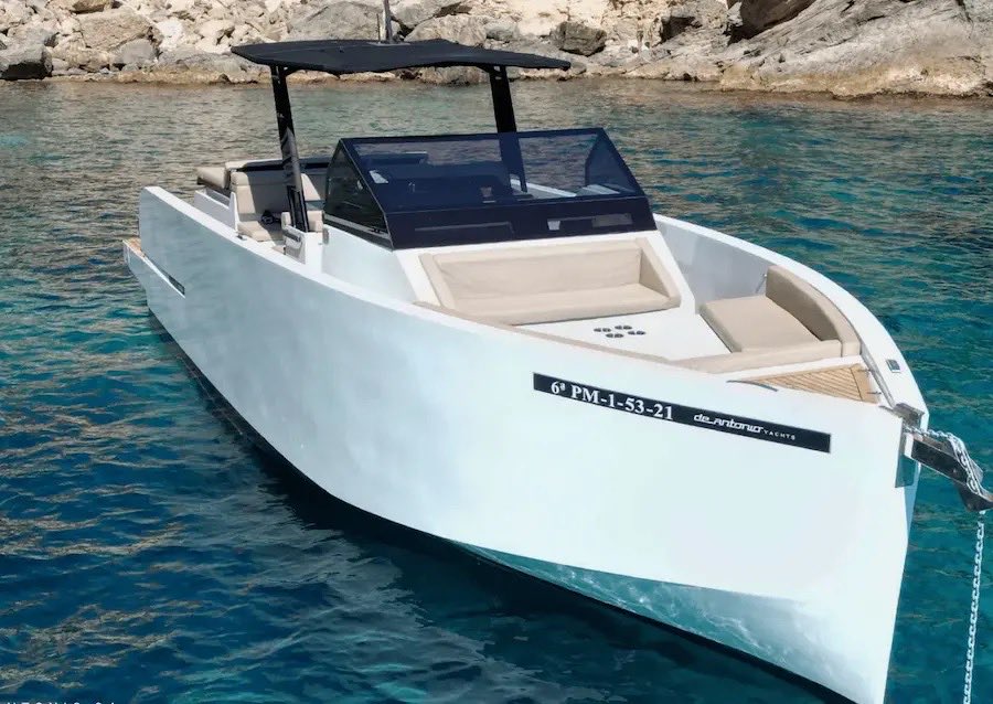 De Antonio D34 Open Gogga en Ibiza